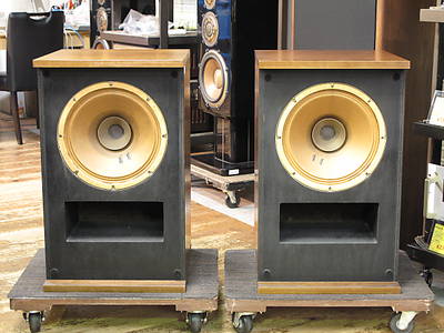 Philips mon 12.jpg