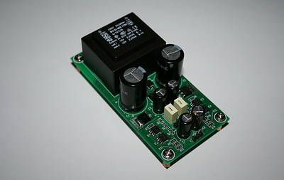 bestandsbron:<br />http://michaelq.home.xs4all.nl/Projects/Headamp%20SMD%20(2).JPG