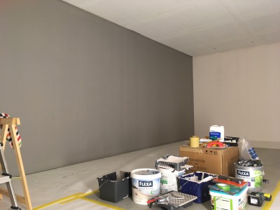 strak_op_de_muur.JPG