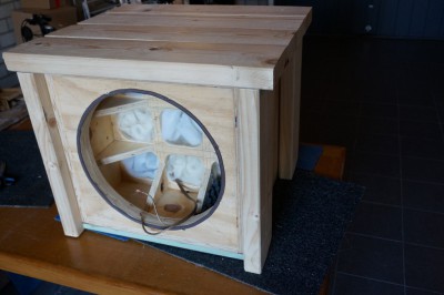 Sub met panelen voorkant
