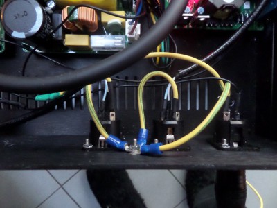 Ingangssignalen "hoog", "laag" en "control" (enable en standby)