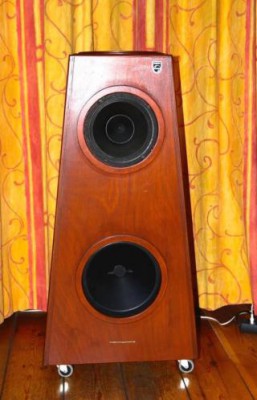 Bombardon met 9710 1.JPG