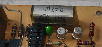 Doorgeslagen C4 en gesmoorde R4:  REVOX Mart