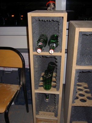 Luidsprekerkast of geisoleerde bierkast?? :P
