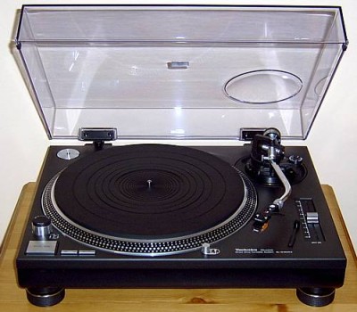 Technics sl-1210.jpg