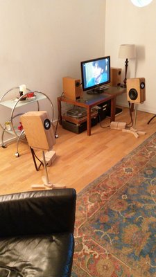W 5  stands.jpg