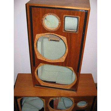 kef-104-002.jpg
