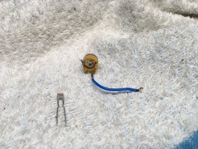 Foto Ker C33pF en trimmer 30pf