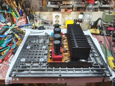 Chassis schoon.jpg