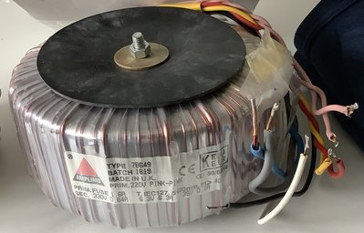 Prim 220V sec 330V-0,64 A 35 V-0.1A 6,3V  6.3A