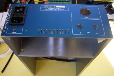 bluepanel1010983.jpg