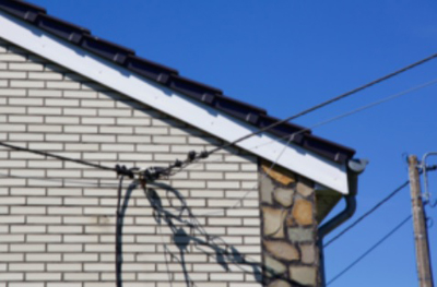 elektriciteitsdraden-aan-huis.jpg