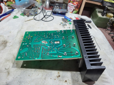 22 - PCB compleet onder.jpg