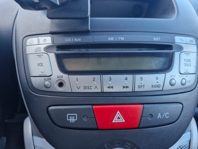 Radio aygo.jpg