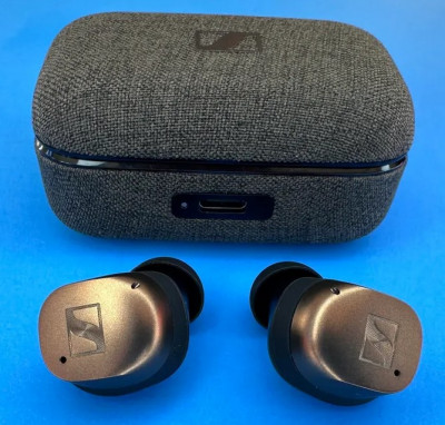 sennheiser-momentum-true-wireless 4 - 2.jpg