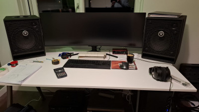 basscabs desk.jpg