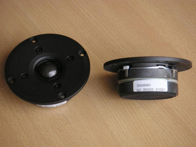 Bron: http://home.wanadoo.nl/~dezaire/HDStweeter/810921.jpg