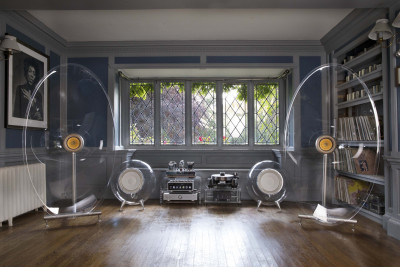 speakers.jpg