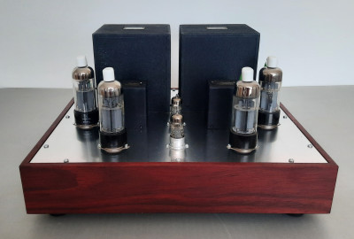 E130L voorkant 1.jpg