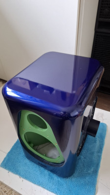 130526 Speaker links na fijn polijsten met nog wat zeer lichte krasjes.jpeg