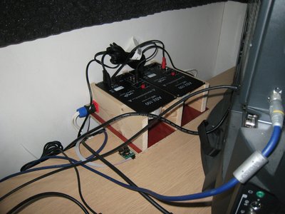 Hypex achter tv.jpg