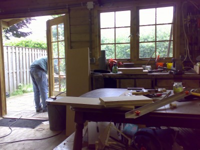 stapeltje hout.