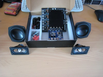 TV-Center speakers + amp.jpg