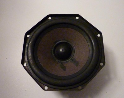 AD7065-W8.JPG