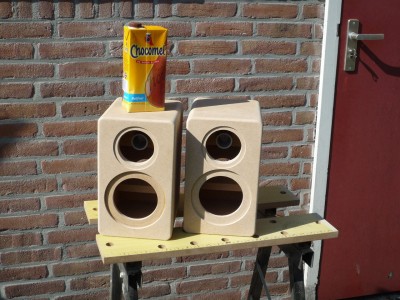 kasten_klaar.jpg (366.49 KiB) 308 keer bekeken Kasten Nobudget monitor