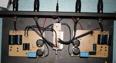 B1inside1.JPG