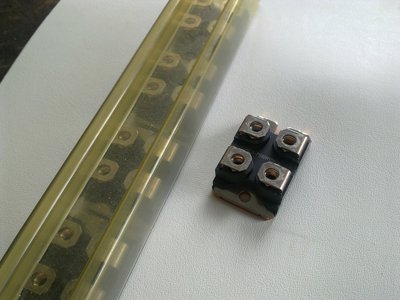 19022012631.jpg