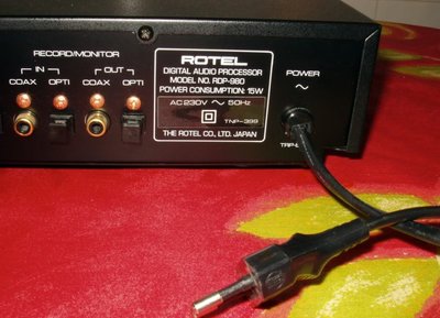 Recableado_DAC_Rotel_03.jpg
