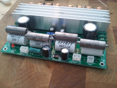 Russische OIP leger condensatoren als bypass, mooi spul!