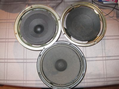 alle 3 de woofers voorkant