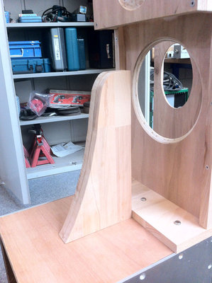 Linkwitz-Orion-Buttress-build.jpg