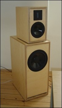 bestandsbron:<br />https://idlebox.net/2007/0418-Lautsprecher-Odyssee-Duetta-Bau/thumbnail1.jpg