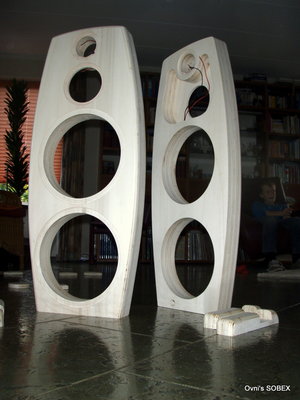 Toch maar de 16 mm ronding ...<br />Lijkt de baffle direct weer dunner door!