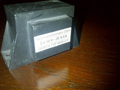 Trafo 2x15v.jpg