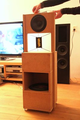 daudio w-frame.JPG