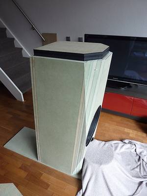 P1050063small.jpg