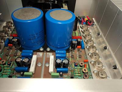 perreaux3400-klein.jpg
