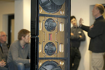 Model D van Steinway Lyngdorf van de achterkant