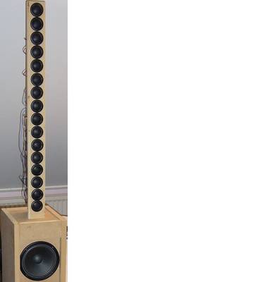 Nog ff die Tweeter array foto opgesnord, ooit gemeten op 102 db/1m/1watt :P