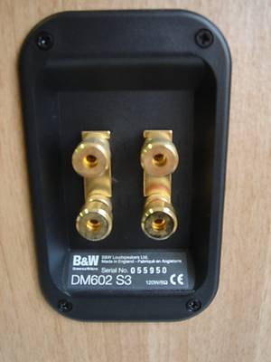 b-w-dm602-s3-bookshelf-speakers-with-floor-stands-[4]-229-p (1).jpg