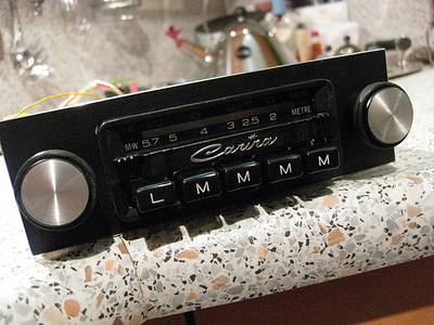 Eigenbouw oldschool radio.
