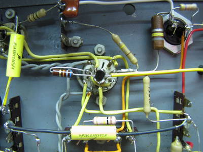 Close Up ECC83 HF10.jpg