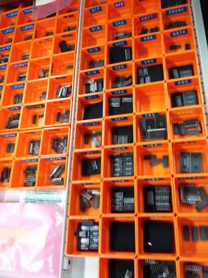 Verzameling Ic's 3.jpg