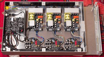 plate-amp-wired-b.jpg