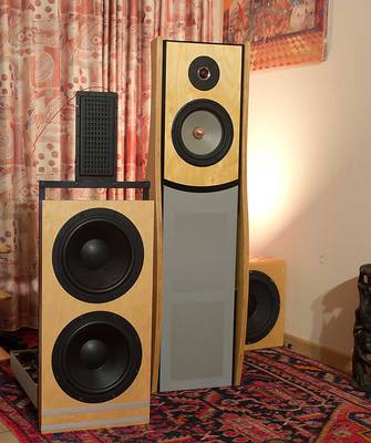 woofers-mid-mounted.jpg