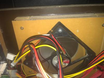 Lekker grote ventilator. Lekker stil en regelbaar in snelheid.